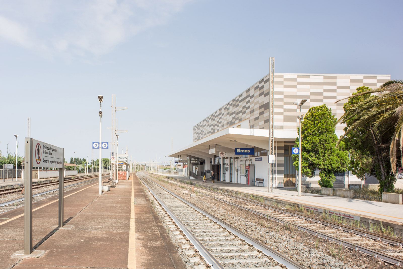 stazione-ferroviaria-elmas-8